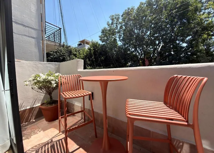 New Cozy Designer In Authentic Roma Norte *